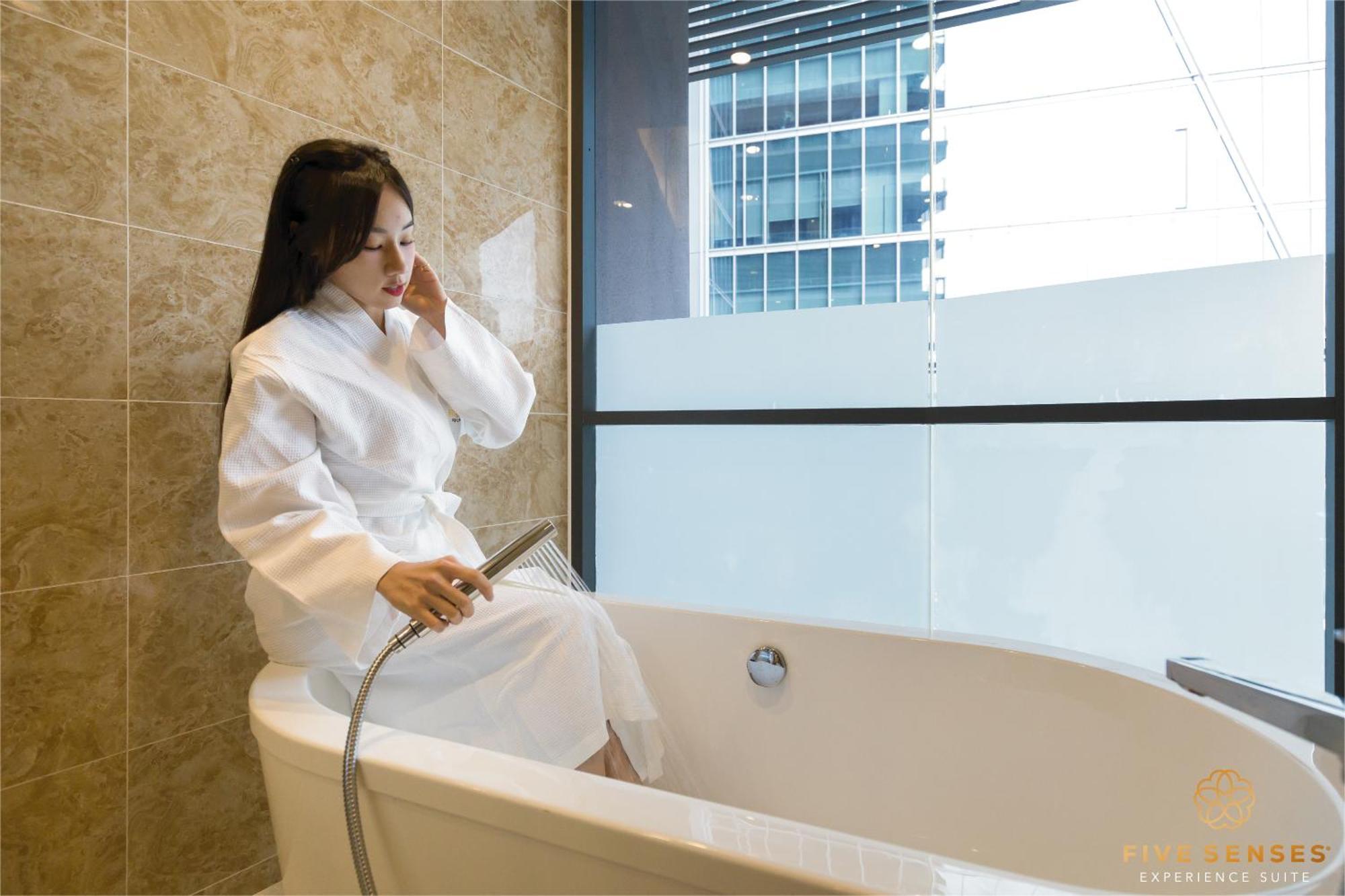 Dorsett Kuala Lumpur, Five Senses *